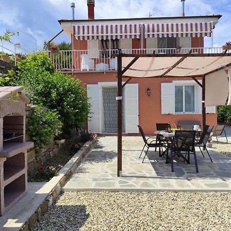 La Casa Di Giada, Appartamento In Villetta Con Aria Condizionata, Wi-Fi E Parcheggio Gratuito Poggi エクステリア 写真