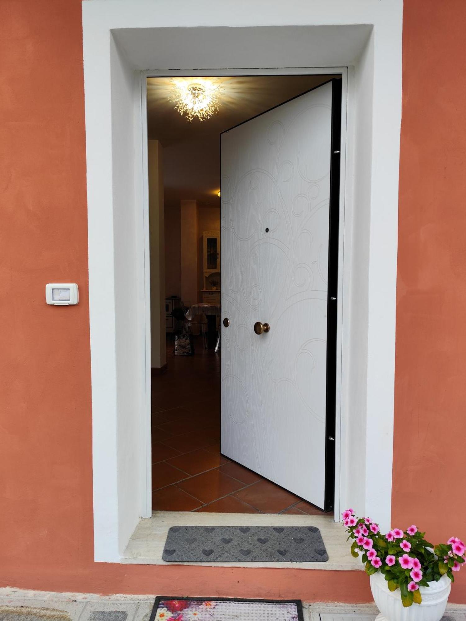 La Casa Di Giada, Appartamento In Villetta Con Aria Condizionata, Wi-Fi E Parcheggio Gratuito Poggi エクステリア 写真