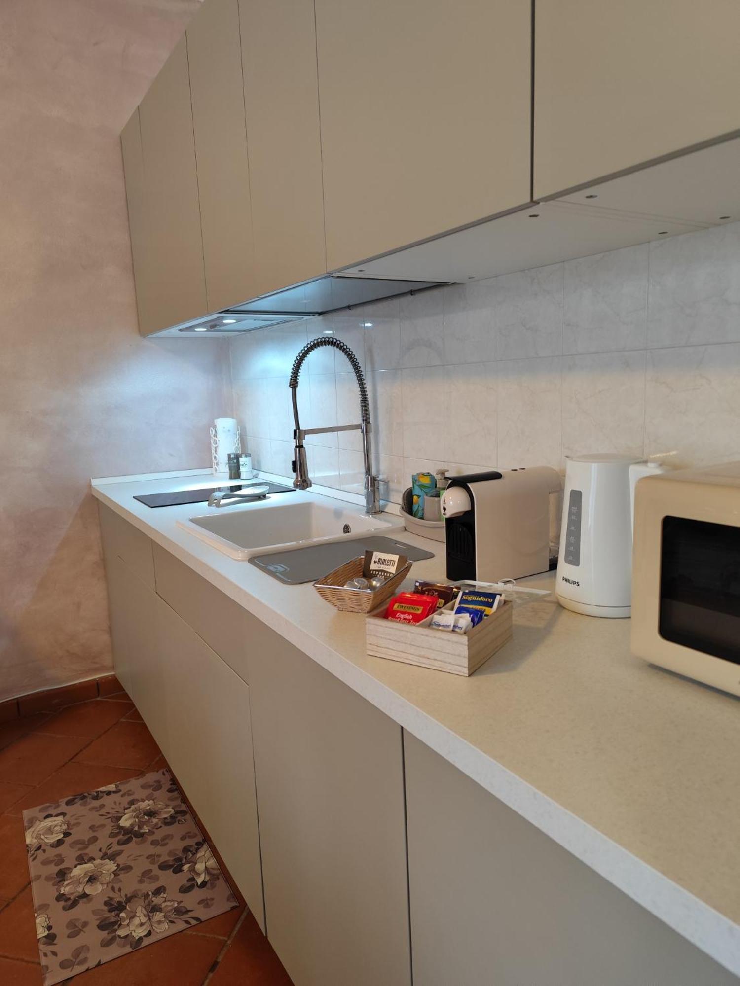 La Casa Di Giada, Appartamento In Villetta Con Aria Condizionata, Wi-Fi E Parcheggio Gratuito Poggi エクステリア 写真